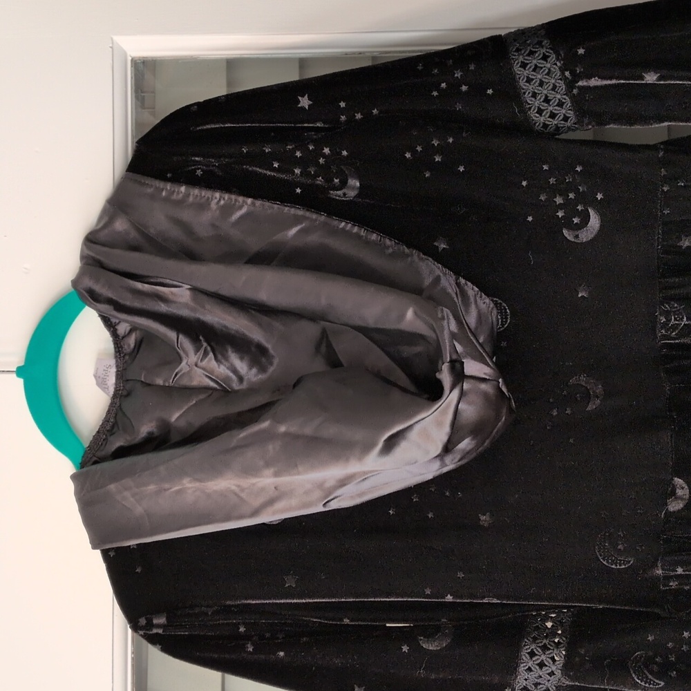 Celestial Coven Hooded Velvet Dress - Picture 9 of 9